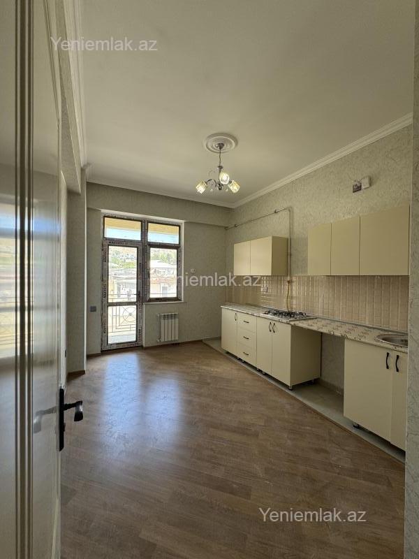 3 otaqlı Bina evi menzil, Səbail rayonu, Bakı