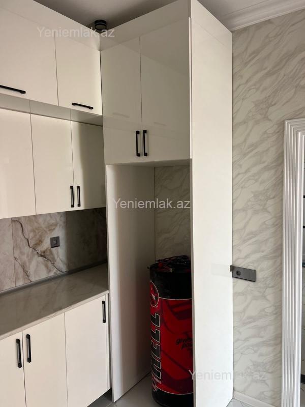 3 otaqlı Bina evi menzil, Sumqayıt Bulvarı, Sumqayıt