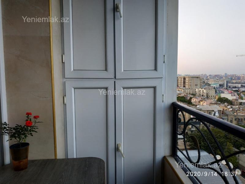 3 otaqlı Bina evi menzil, Səbail rayonu, Bakı
