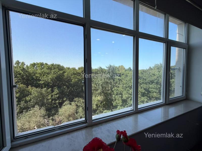 3 otaqlı Bina evi menzil, Səbail rayonu, Bakı