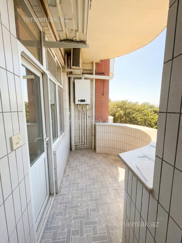 3 otaqlı Bina evi menzil, Səbail rayonu, Bakı