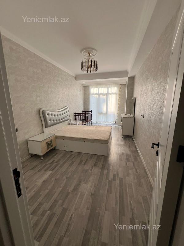 3 otaqlı Bina evi menzil, Sumqayıt Bulvarı, Sumqayıt