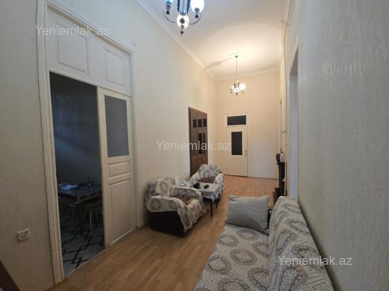 3 otaqlı Bina evi menzil, Səbail rayonu, Bakı