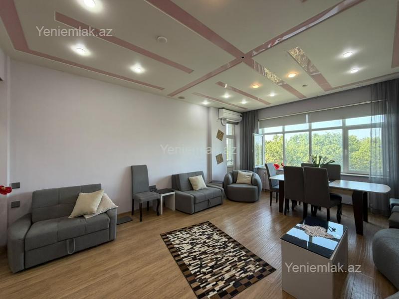 3 otaqlı Bina evi menzil, Səbail rayonu, Bakı