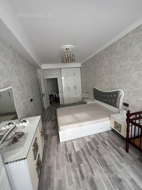 3 otaqlı Bina evi menzil, Sumqayıt Bulvarı, Sumqayıt