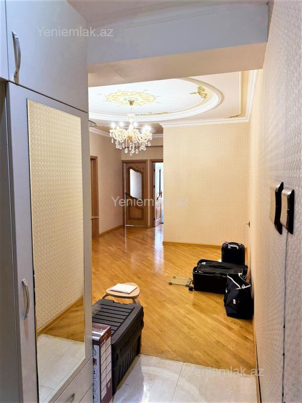 4 otaqlı Bina evi menzil, Səbail rayonu, Bakı