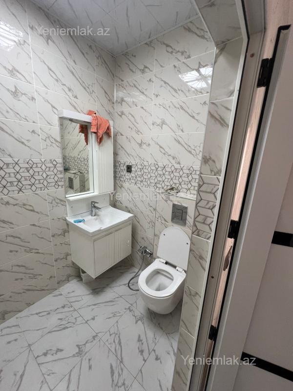 3 otaqlı Bina evi menzil, Sumqayıt Bulvarı, Sumqayıt