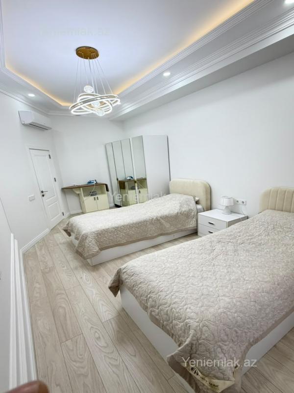 3 otaqlı Bina evi menzil, Səbail rayonu, Bakı