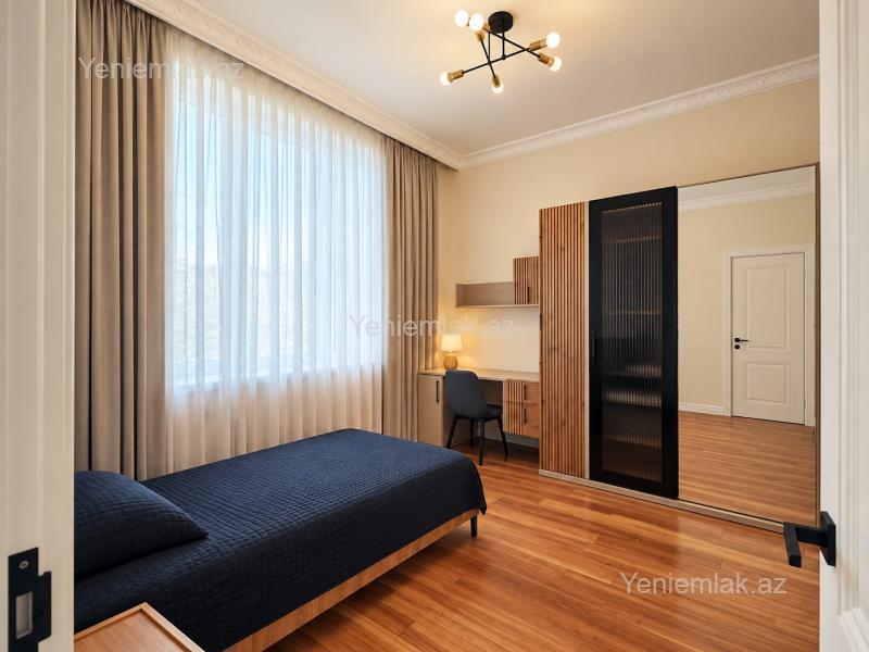 4 otaqlı Həyət evi / Villa, Səbail rayonu, Bakı