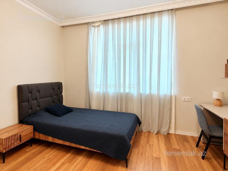 4 otaqlı Həyət evi / Villa, Səbail rayonu, Bakı