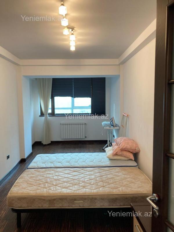 3 otaqlı Bina evi menzil, Səbail rayonu, Bakı