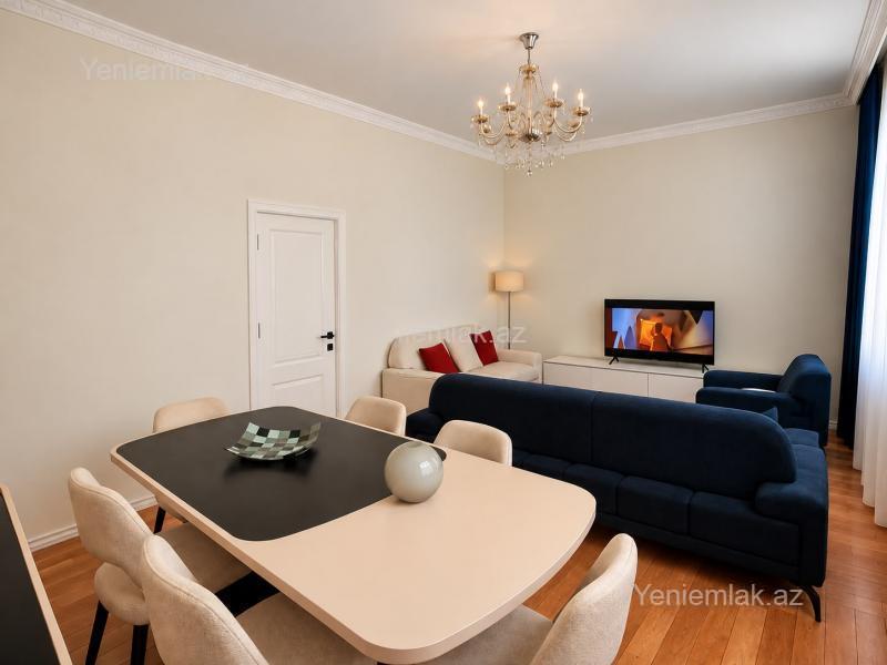 4 otaqlı Həyət evi / Villa, Səbail rayonu, Bakı
