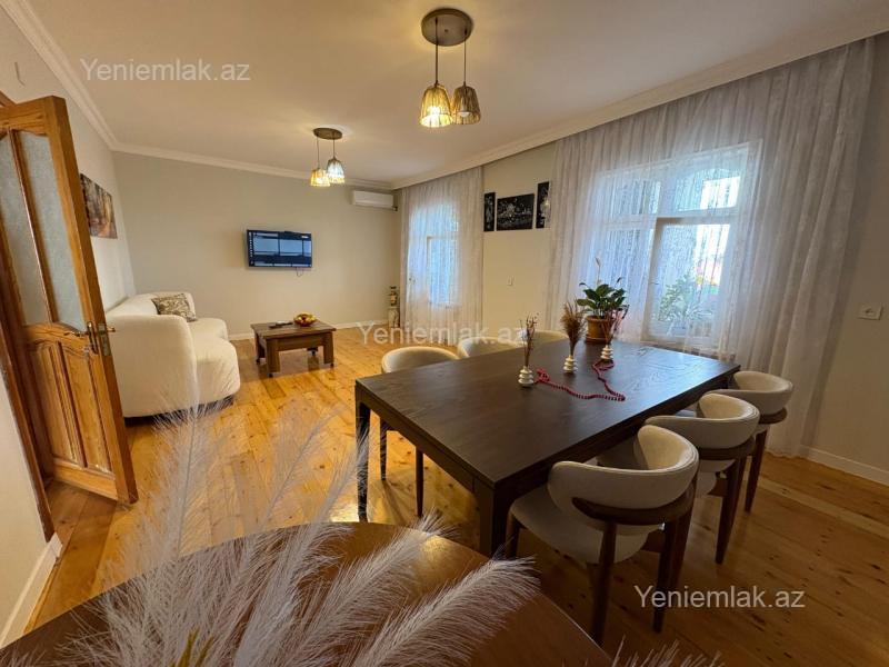 4 otaqlı Bina evi menzil, Səbail rayonu, Bakı