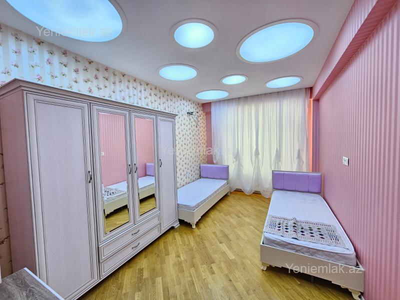 3 otaqlı Bina evi menzil, Səbail rayonu, Bakı