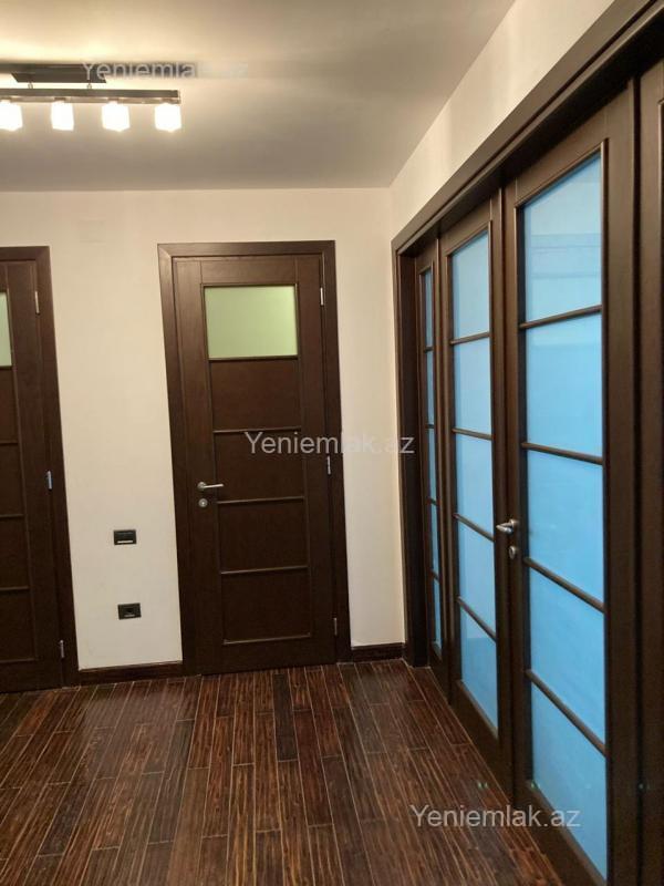 3 otaqlı Bina evi menzil, Səbail rayonu, Bakı