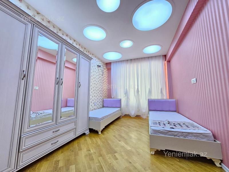 3 otaqlı Bina evi menzil, Səbail rayonu, Bakı