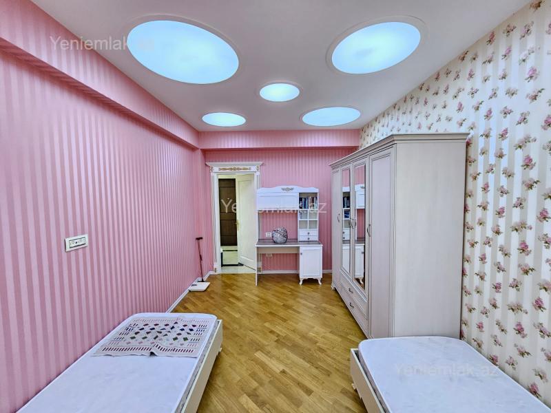 3 otaqlı Bina evi menzil, Səbail rayonu, Bakı