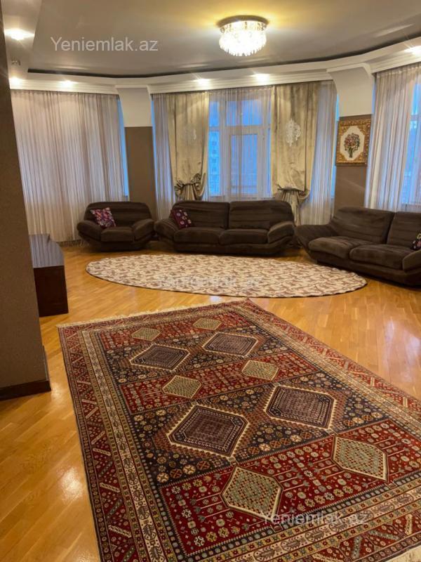 Bina evi menzil Kirayə Bakı Xətai rayonu XƏTAİ metrosunun yaxınlıgında 17/15-ci mərtəbəsində ümumi sahəsi 160kv.olan