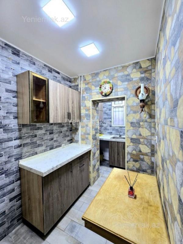 Bina evi menzil Kirayə Bakı Xətai rayonu Əhmədli Əhmədli Neapol dairəsində 9/1 2 otaq 3 otaqa düzəlib ev boş Kirayə ve