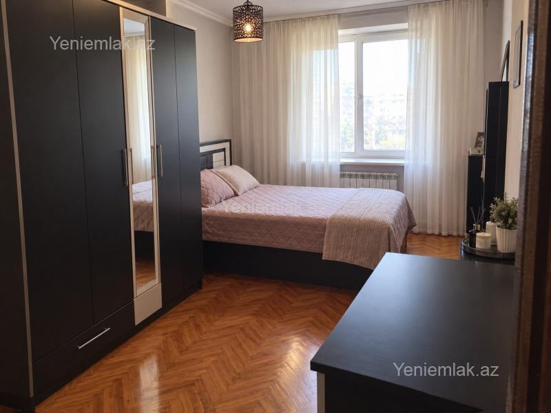 Bina evi menzil Kirayə Bakı Yasamal rayonu Yasamal rayonu İnşaatcılar prospekti Dövlət Statistika Komitəsinin yanında
