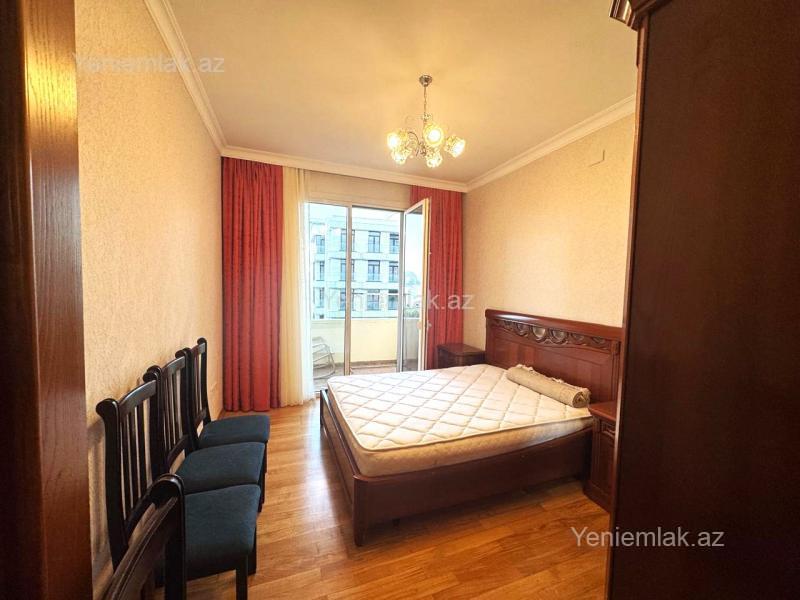 3 otaqlı Bina evi menzil, Səbail rayonu, Bakı