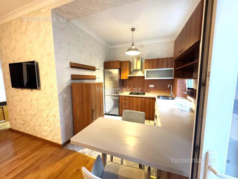 3 otaqlı Bina evi menzil, Səbail rayonu, Bakı
