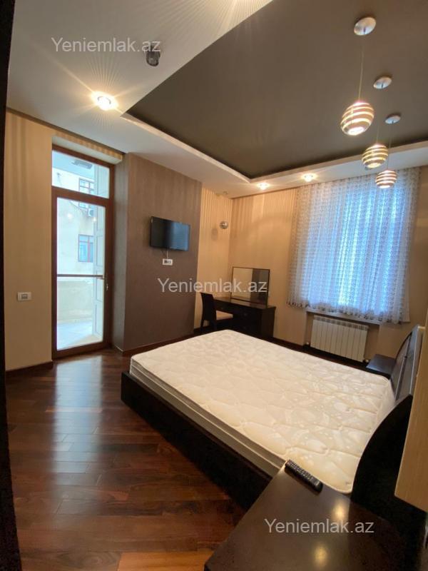 3 otaqlı Bina evi menzil, Yasamal rayonu, Bakı
