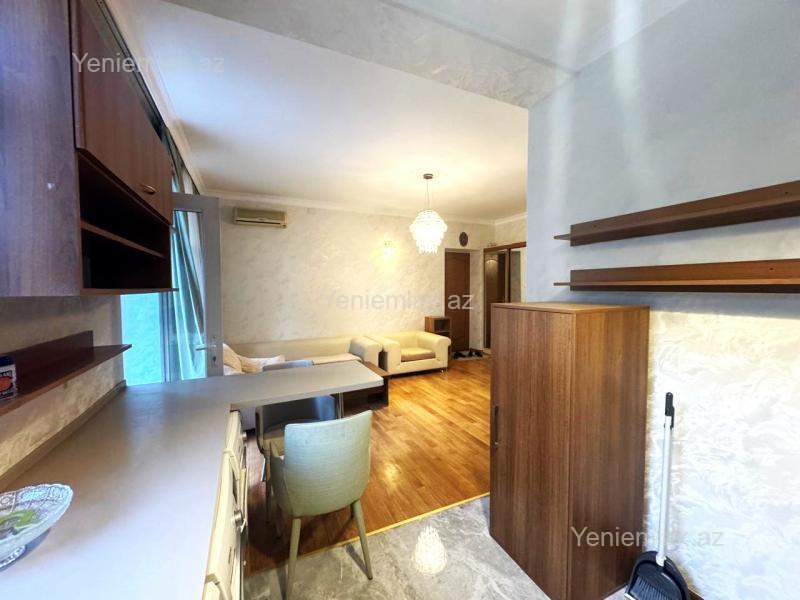 3 otaqlı Bina evi menzil, Səbail rayonu, Bakı