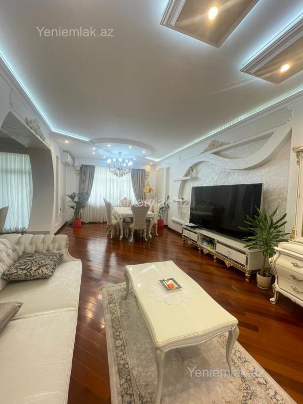 4 otaqlı Bina evi menzil, Səbail rayonu, Bakı