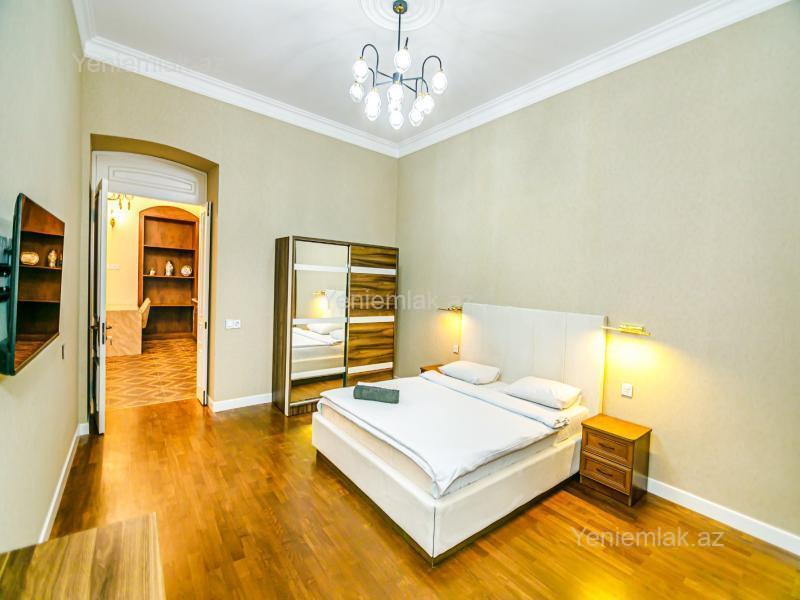 2 otaqlı Bina evi menzil, Səbail rayonu, Bakı