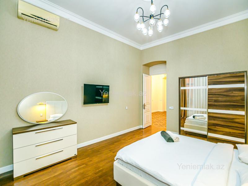 2 otaqlı Bina evi menzil, Səbail rayonu, Bakı