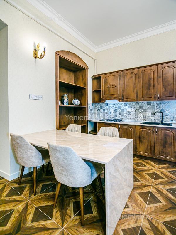 2 otaqlı Bina evi menzil, Səbail rayonu, Bakı
