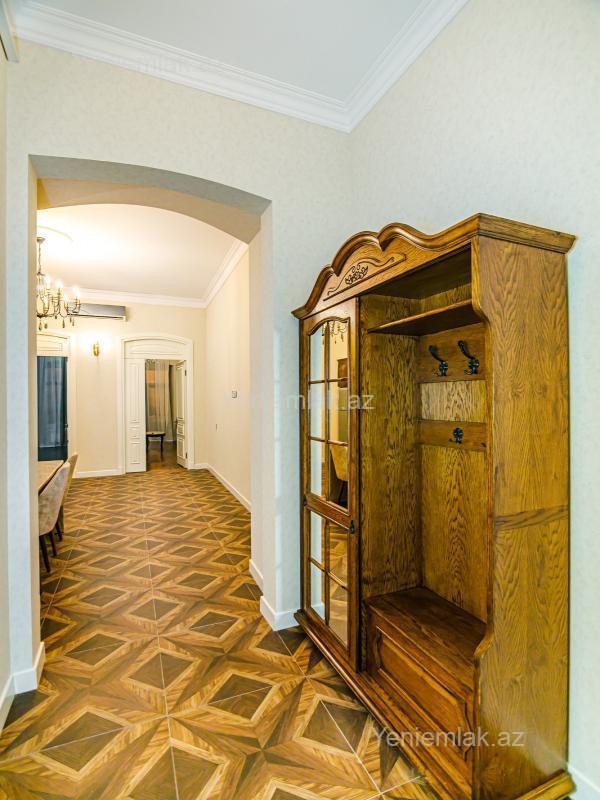 2 otaqlı Bina evi menzil, Səbail rayonu, Bakı