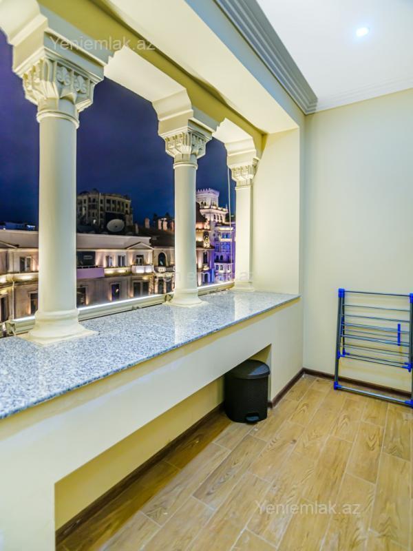 2 otaqlı Bina evi menzil, Səbail rayonu, Bakı