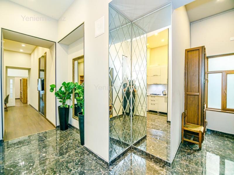 2 otaqlı Bina evi menzil, Səbail rayonu, Bakı