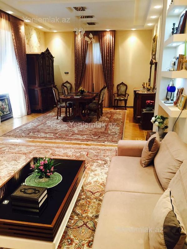 Nəsimidə 11 otaqlı həyət evi kirayə verilir, 650 m², 4 000 AZN/ay, şəkil 2 / 12