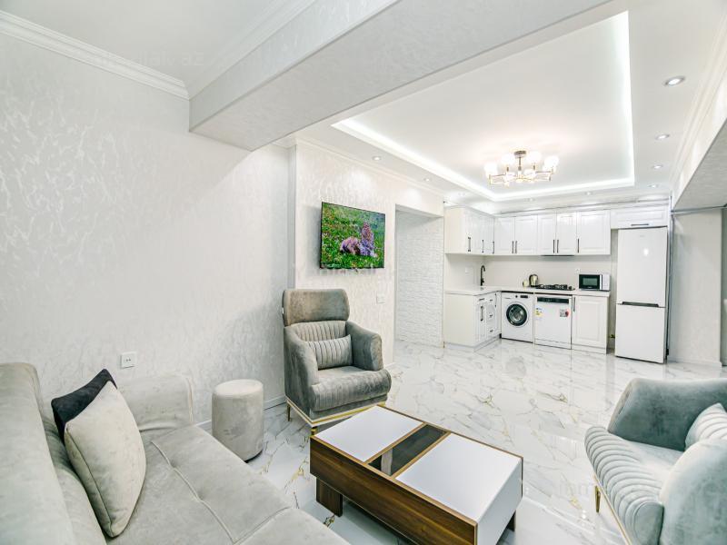 3 otaqlı Bina evi menzil, Səbail rayonu, Bakı