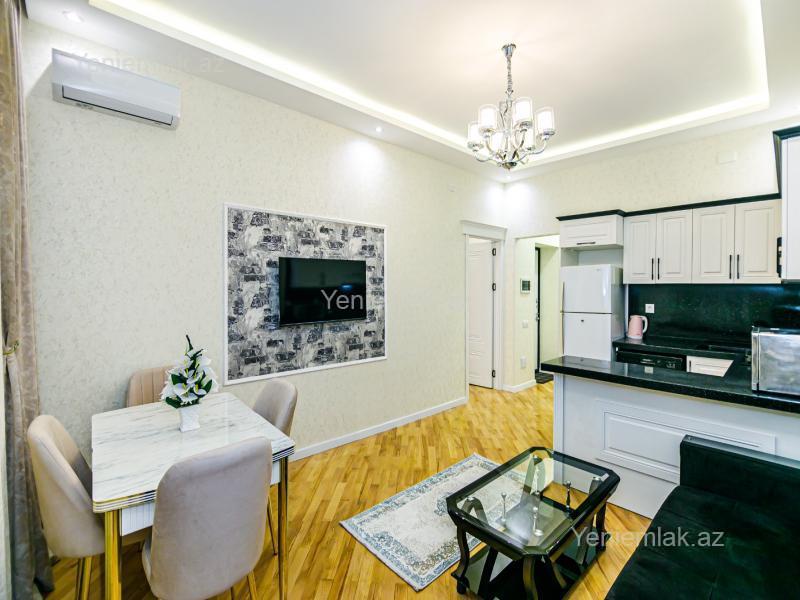 3 otaqlı Bina evi menzil, Səbail rayonu, Bakı