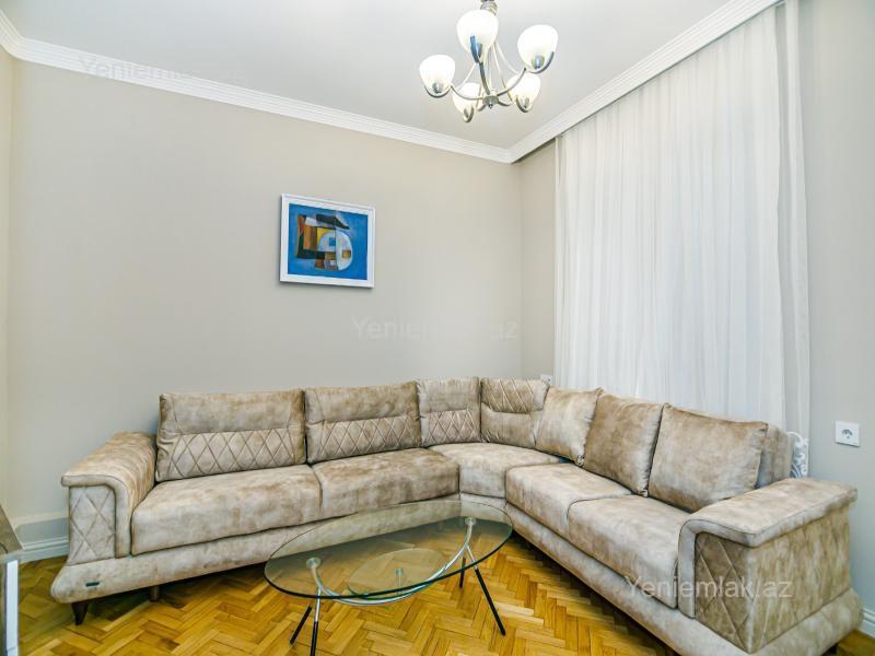 3 otaqlı Bina evi menzil, Səbail rayonu, Bakı