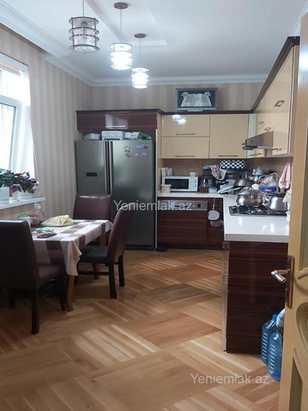 10 otaqlı Həyət evi / Villa, Xətai rayonu, Bakı