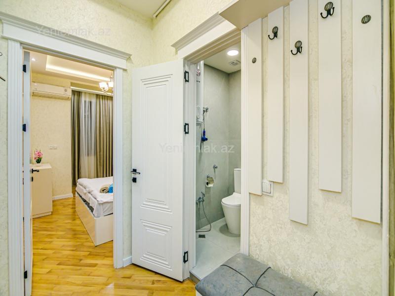3 otaqlı Bina evi menzil, Səbail rayonu, Bakı