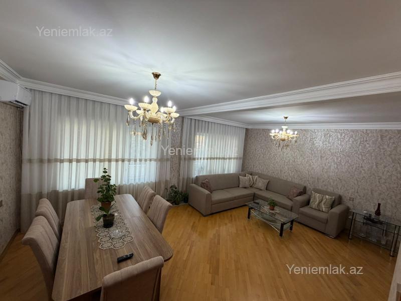 Bina evi menzil Satılır Bakı Xətai rayonu Köhnə günəşli qəs. Xatai r-n.,K.Gunewli qes. Venesiya wadlig sarayin yaxinligi