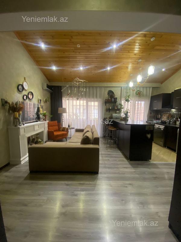 4 otaq · 135 m² · 6/6 mərtəbə, Qurtuluş 93
