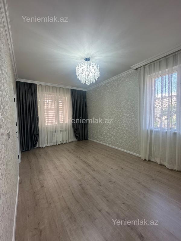 4-cü mikrorayonda 2 otaqlı köhnə tikili mənzil satılır, 55 m², 151 000 AZN, şəkil 2 / 12