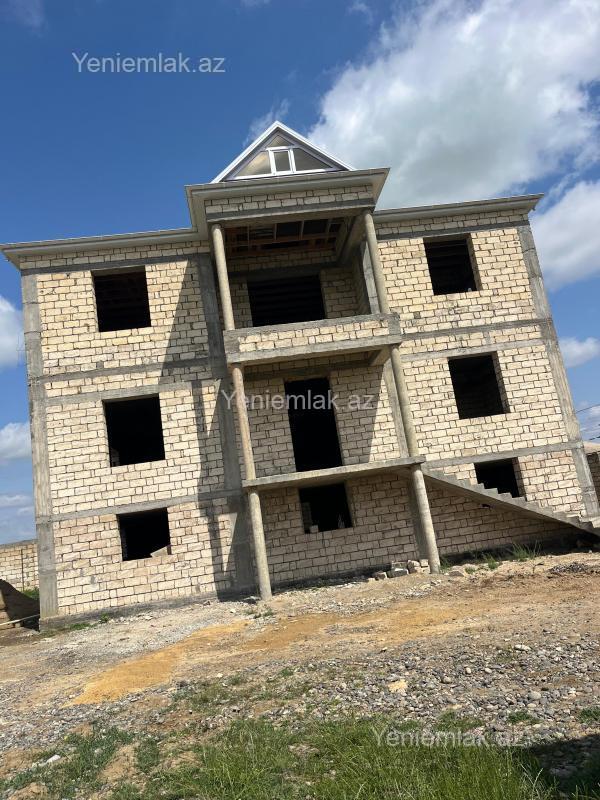10 otaqlı Həyət evi / Villa, Biləsuvar