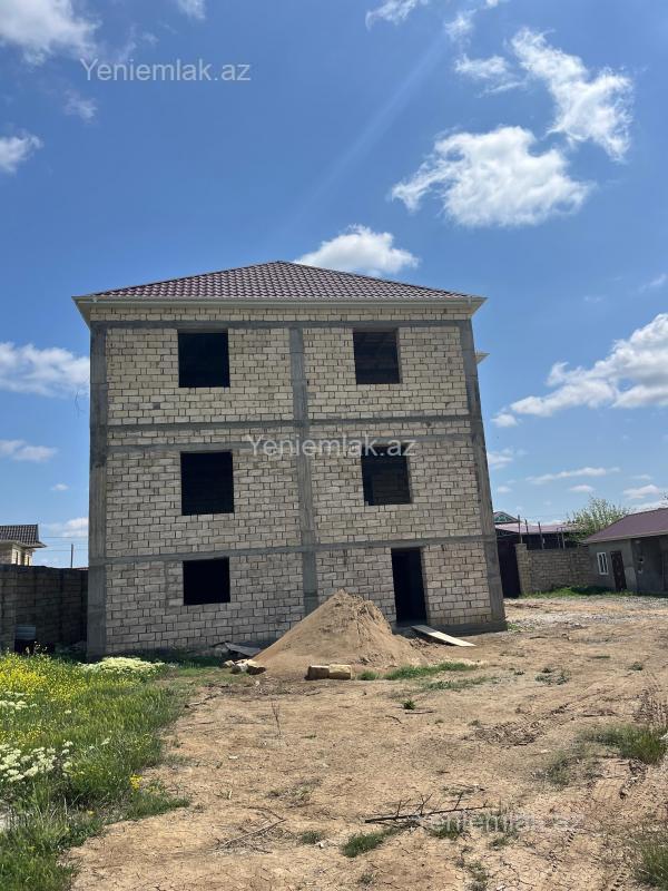 10 otaqlı Həyət evi / Villa, Biləsuvar