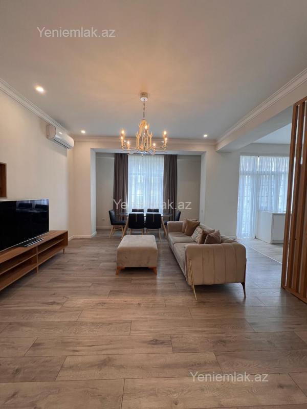 3 otaq · 99 m² · 7/18 mərtəbə, Elmlər Akademiyası