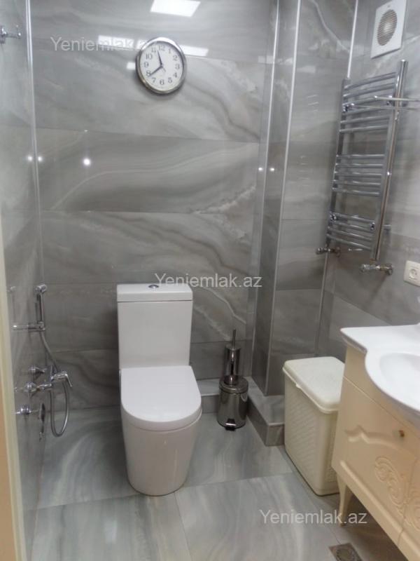 Sahildə 3 otaqlı köhnə tikili mənzil kirayə verilir, 90 m², 1 300 AZN/ay, şəkil 2 / 12
