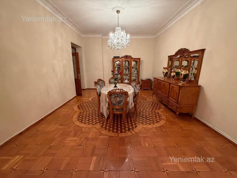 Nəriman Nərimanovda 4 otaqlı köhnə tikili mənzil satılır, 200 m², 330 000 AZN, şəkil 4 / 12