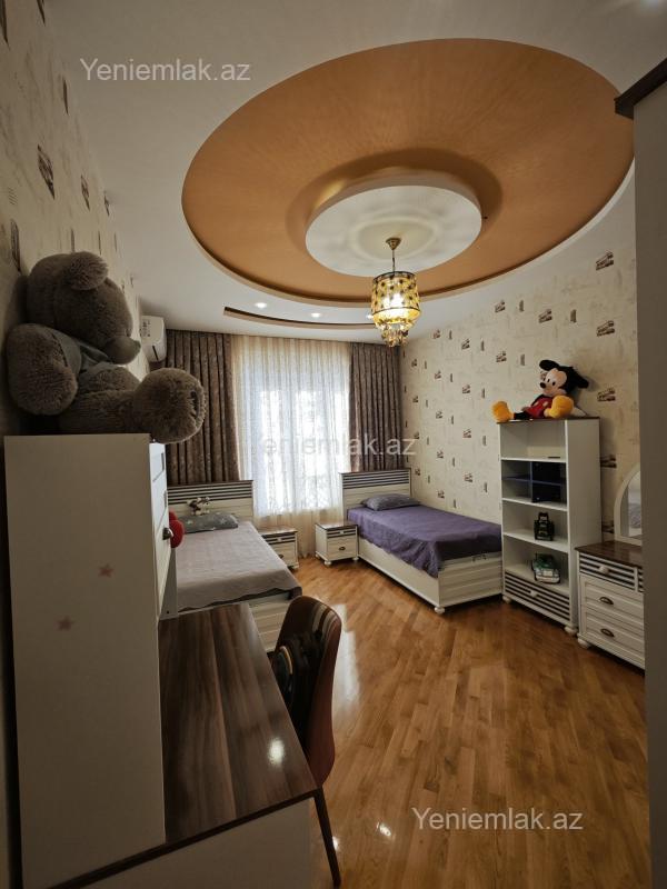 7 otaqlı Həyət evi / Villa, Xətai rayonu, Bakı